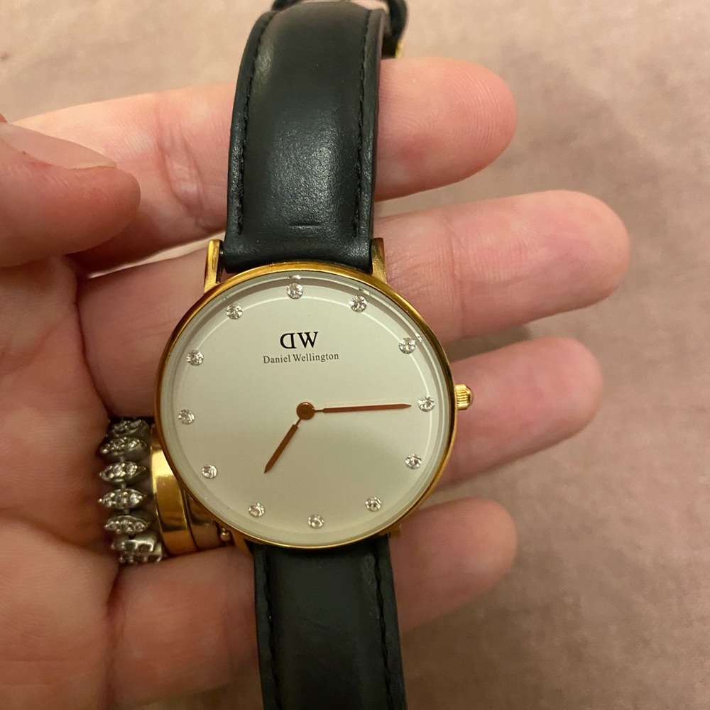 DW watch